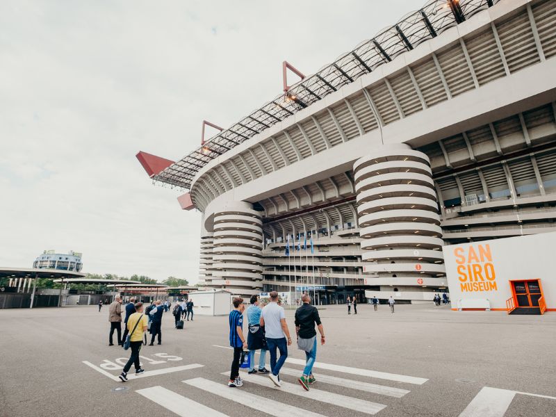 Giueseppe Meazza Stadion von außen