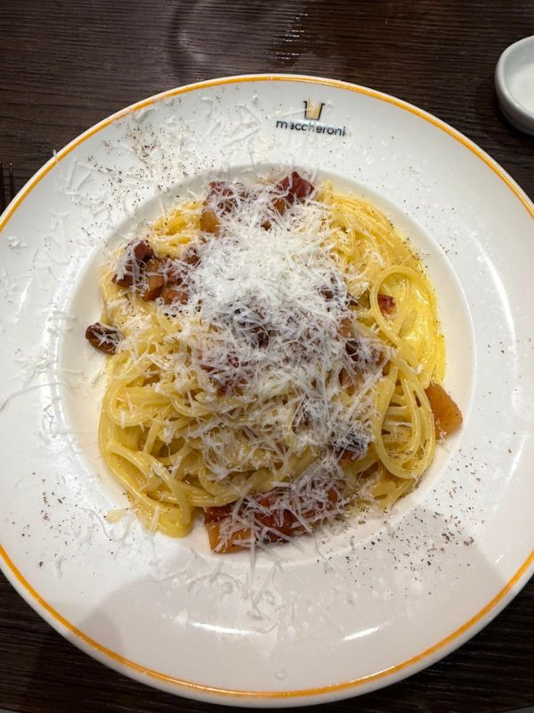 Typisch italienisches Essen in Mailand